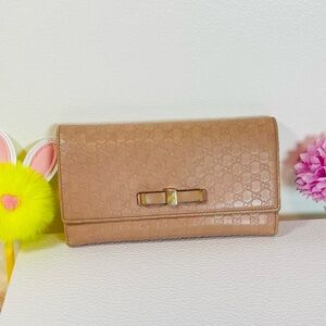 Gucci Authentic w/CALLOUTS Wallet pale pink Microguccissima